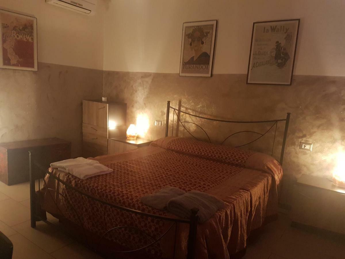Saint Martin'S House Appartement Vigevano Buitenkant foto